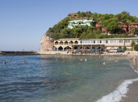 Larissa Hill Beach-Alanya